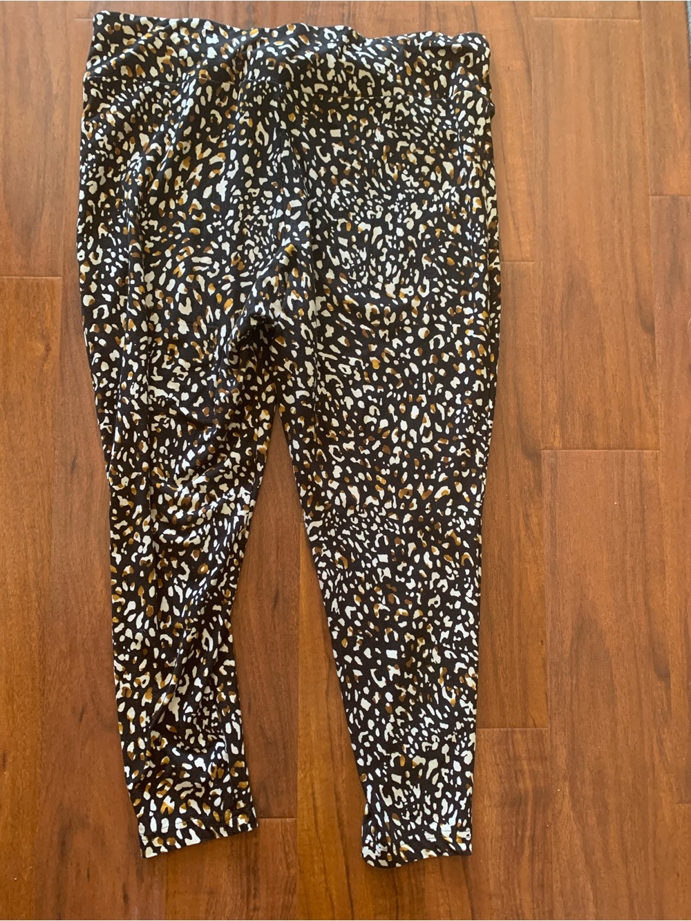 Terra & Sky Leopard Print Leggings - Black, Brown, White